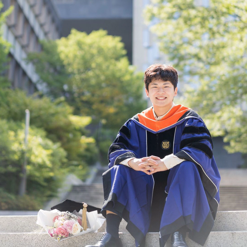 Announce my graduation with a Doctorate in Aerospace Engineering